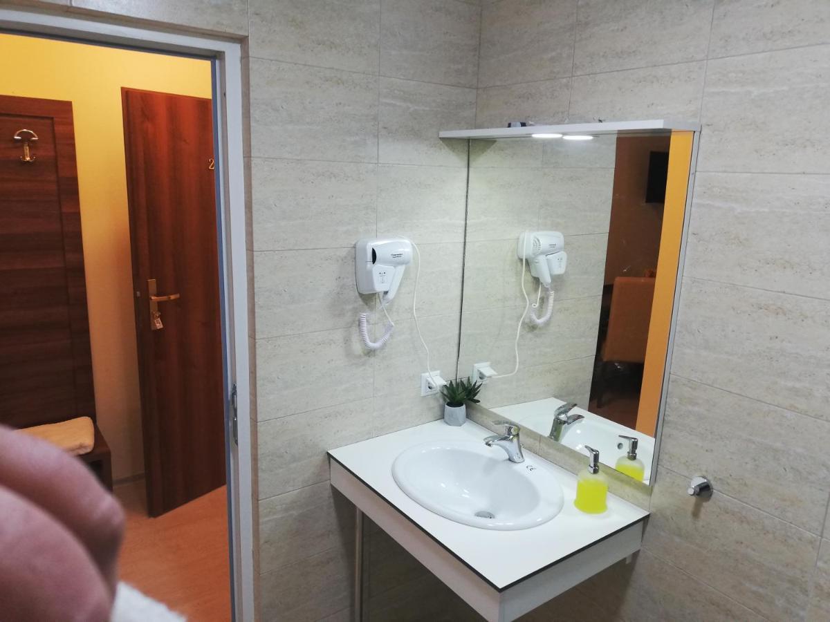Popasul Montan Hotel Avrig Exterior foto