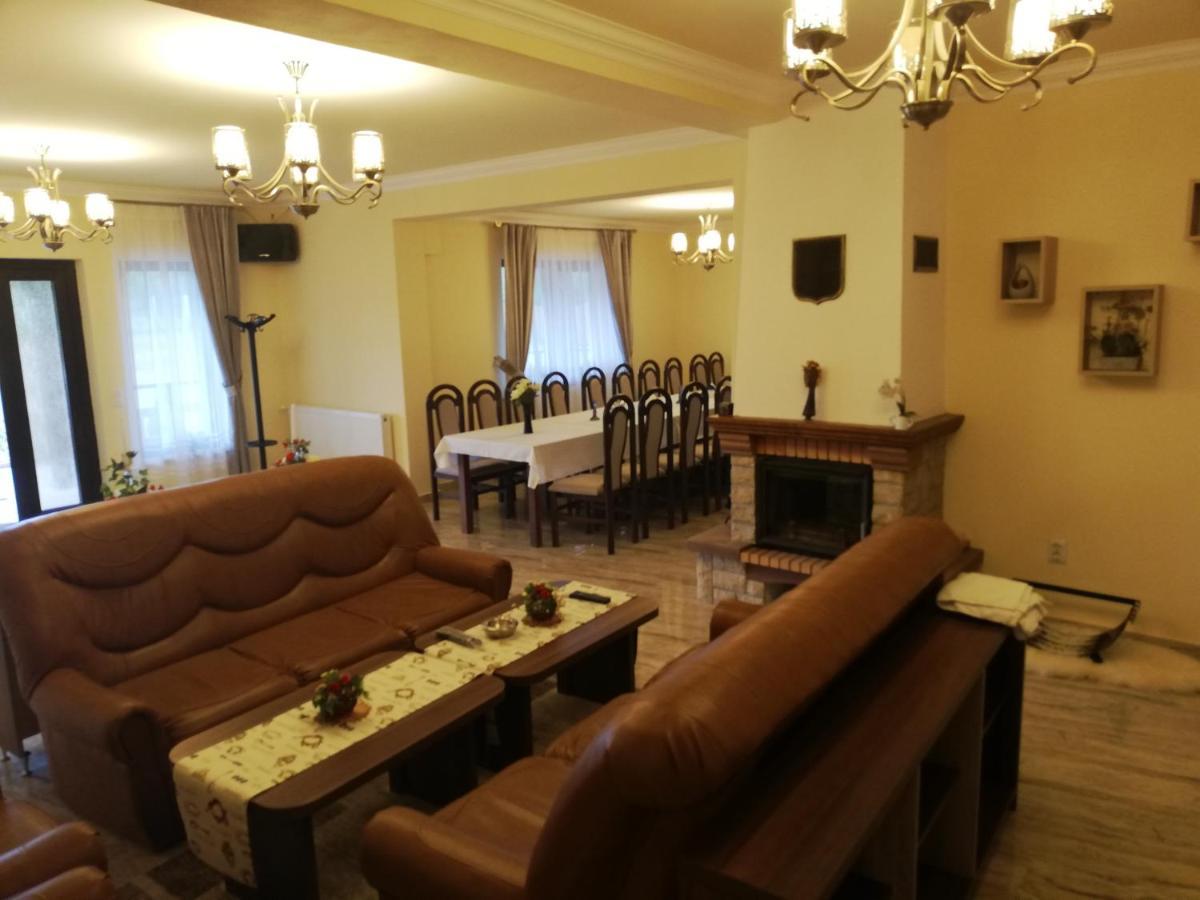 Popasul Montan Hotel Avrig Exterior foto