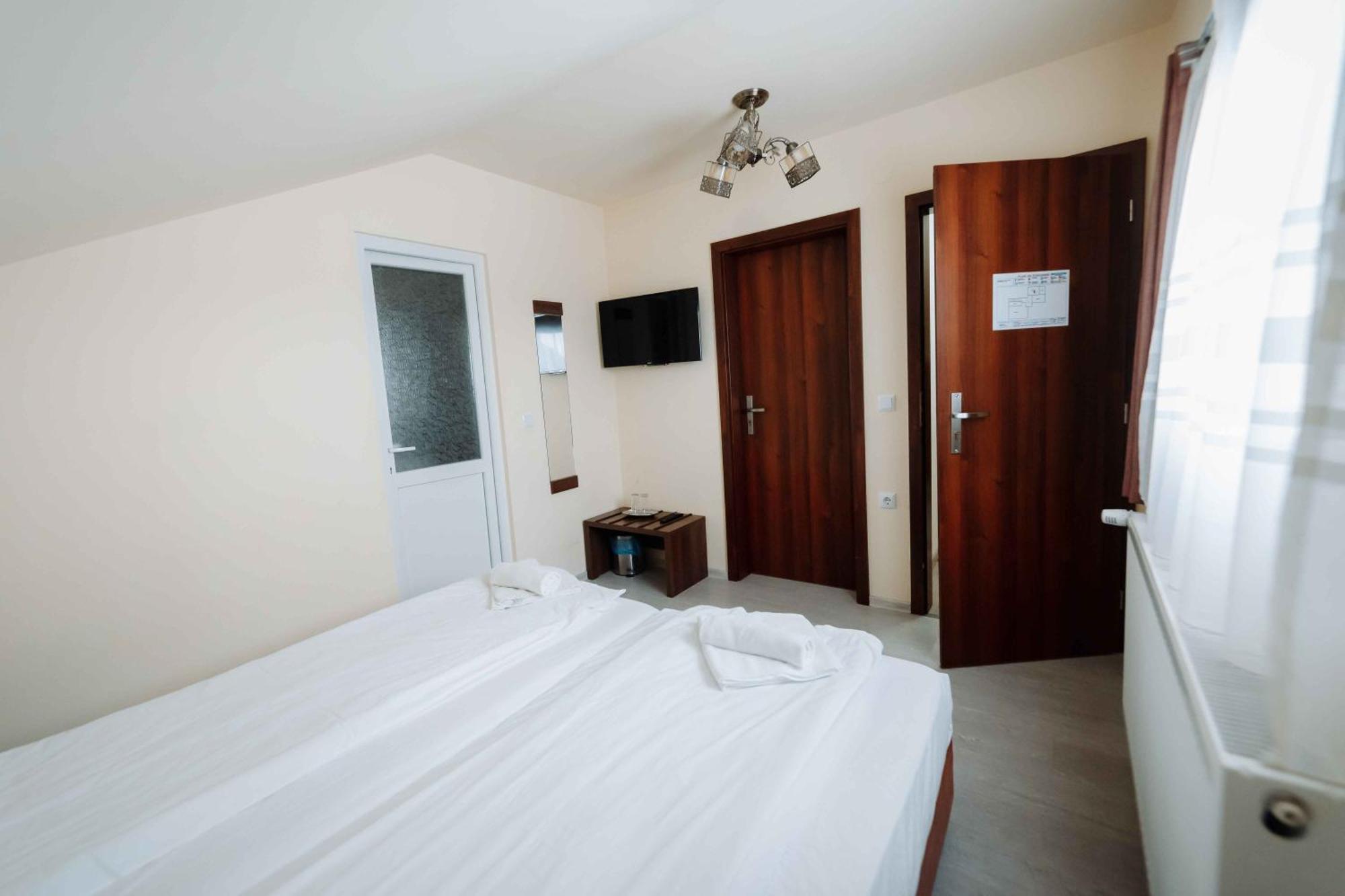 Popasul Montan Hotel Avrig Exterior foto